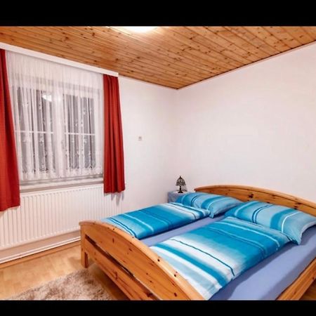 Ferienhaus Stolz Санкт-Петер-ам-Каммерсберг Экстерьер фото